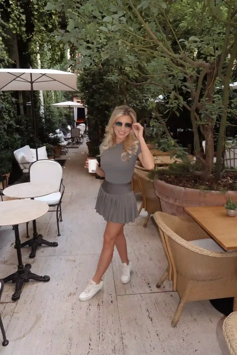 19 Casual Movie Date Outfits You’ll Actually Want to Wear