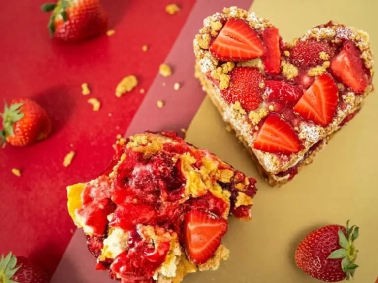 Strawberry Cheesecake Dump Cake