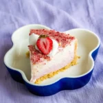 Read more about the article No-Bake Strawberry Crunch Cheesecake That Tastes Like the Ice Cream Bar (But Better)