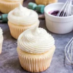 Read more about the article Almond Wedding Cake Cupcakes with Raspberry Filling